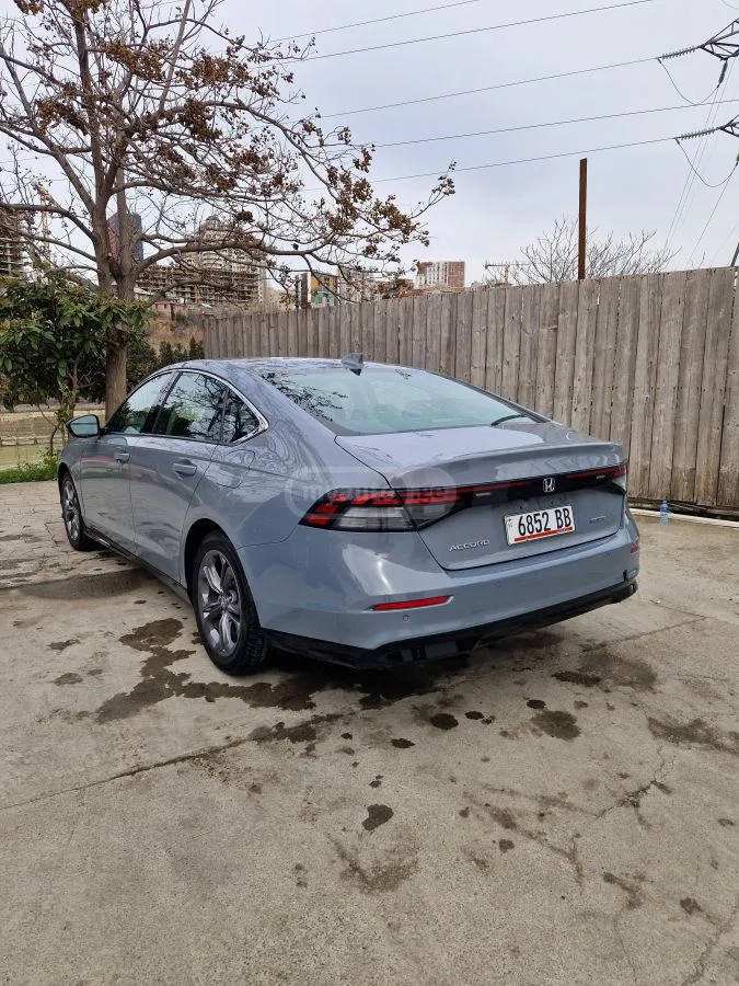 Honda Accord 2023 — миниатюра 3