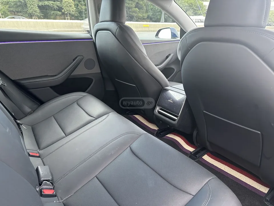 Tesla Model 3 standart 2024 — миниатюра 5