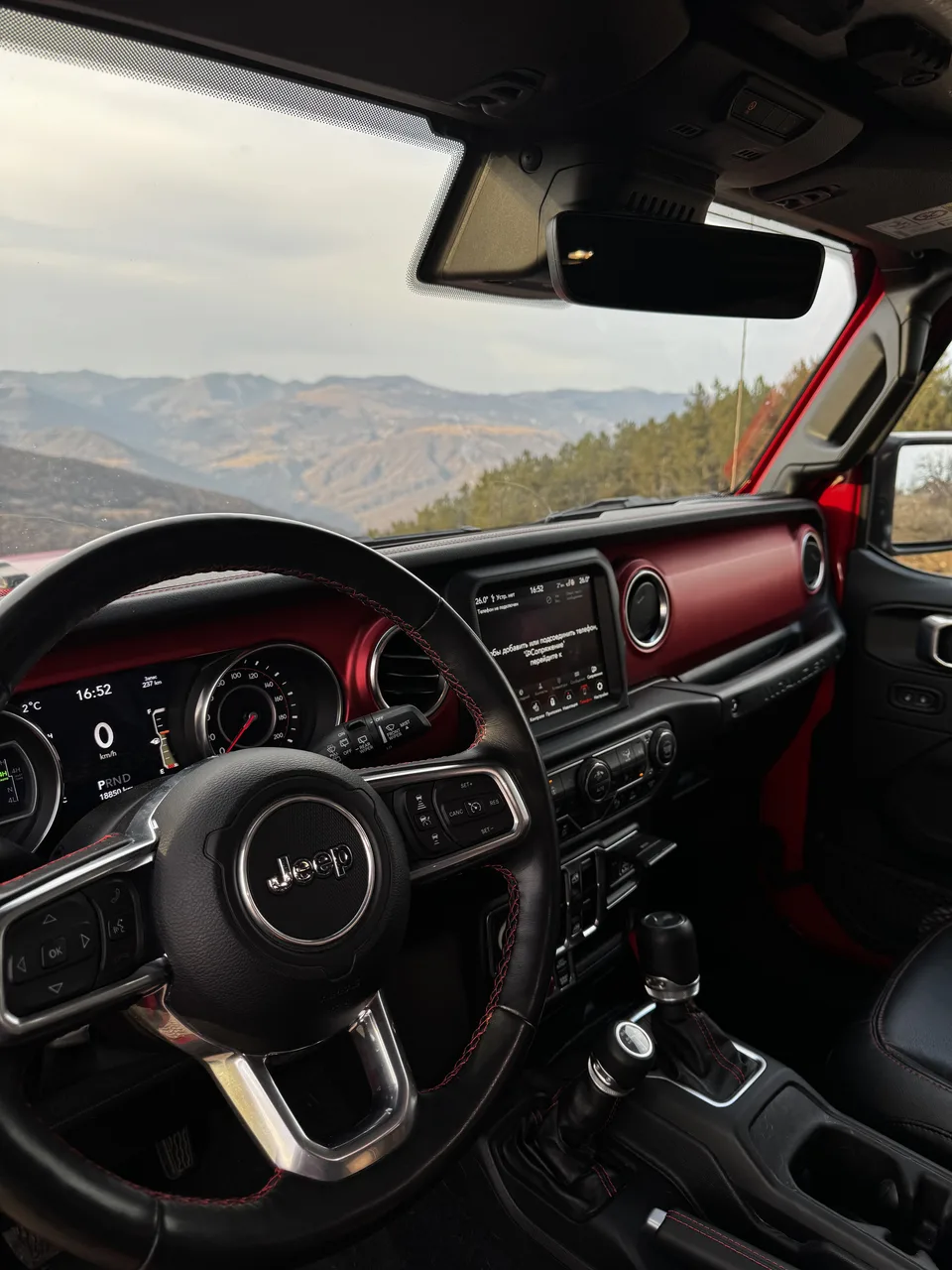 Jeep Wrangler Rubicon 4dr 4x4 Automatic 2022 — миниатюра 4