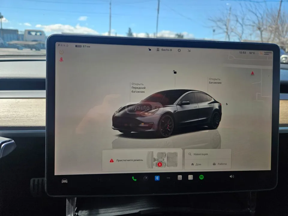 Tesla Model 3 2022 — миниатюра 3