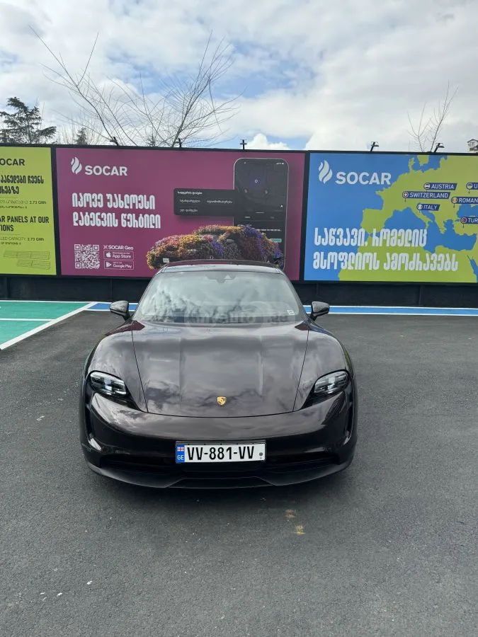 Porsche Taycan 4 S 2022 — фото 1, купить с доставкой в Москву