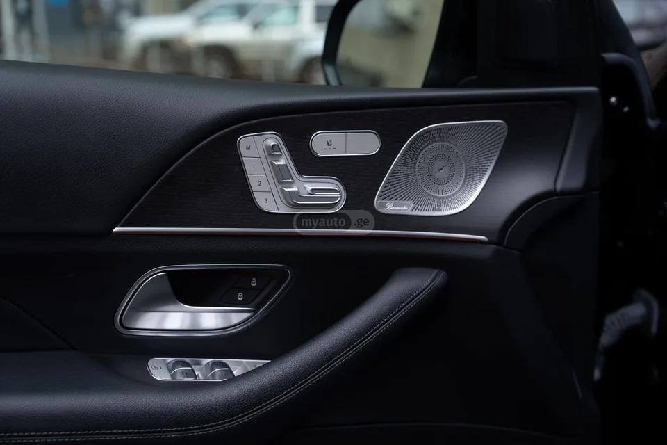 Mercedes-Benz GLE 350 Base GLE 350 4dr All-Wheel Dri 2023 — миниатюра 5