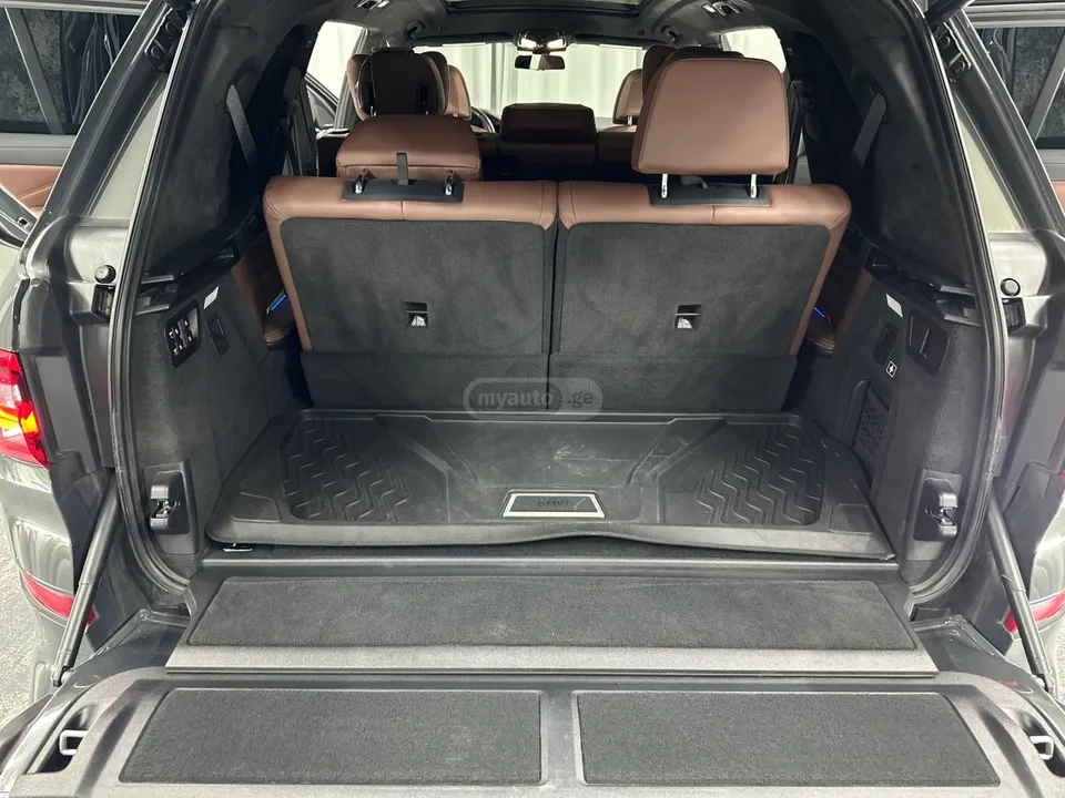 BMW X7 2022 — миниатюра 3