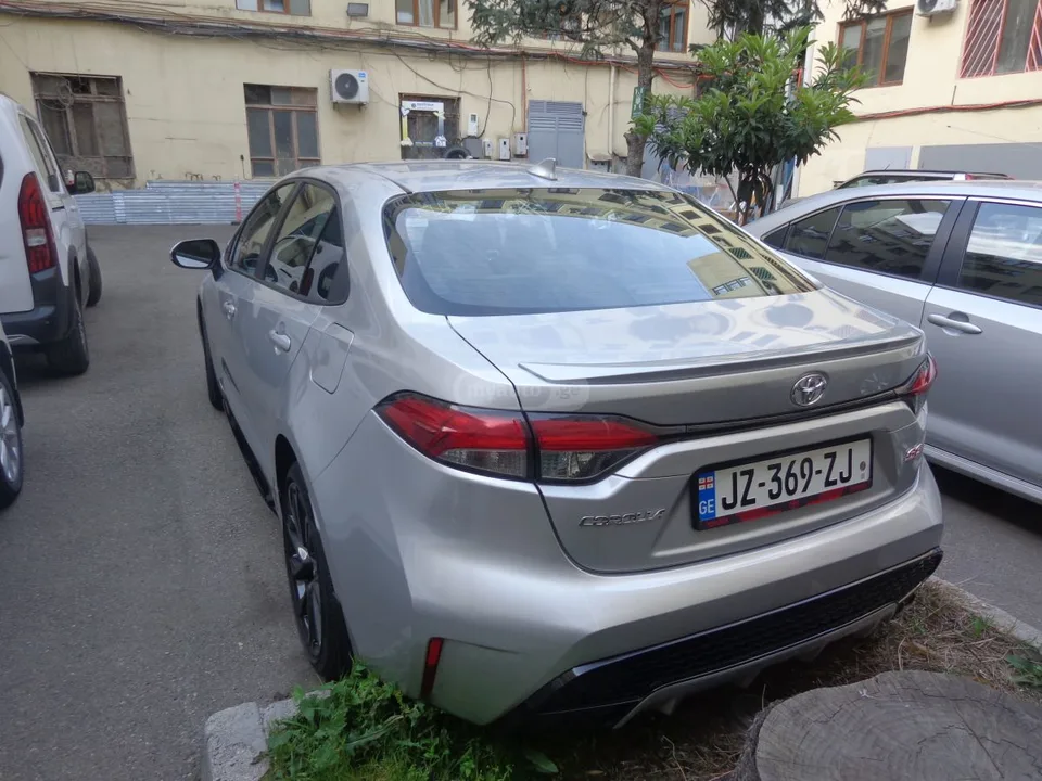 Toyota Corolla 2024 — миниатюра 4