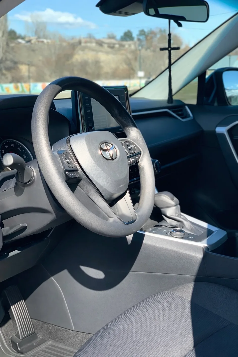 Toyota RAV 4 2022 — миниатюра 4