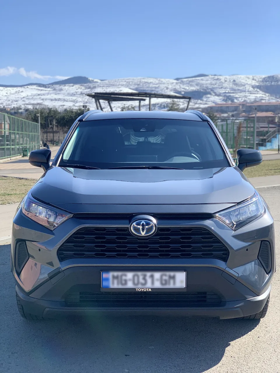 Toyota RAV 4 2022 — фото 1, купить с доставкой в Москву