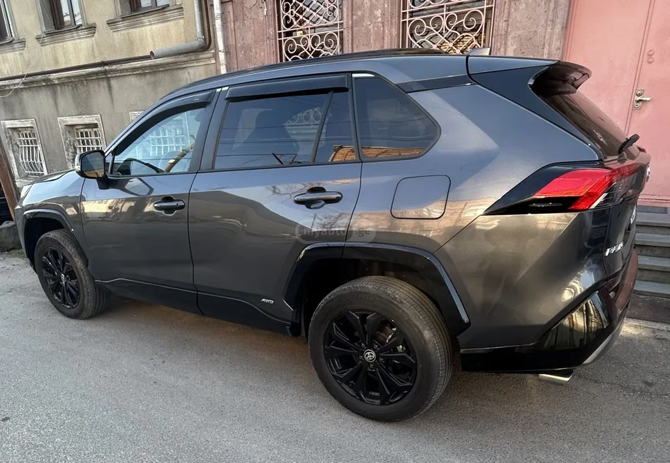 Toyota RAV 4 SE 4dr All-Wheel Drive CVT 2022 — миниатюра 2