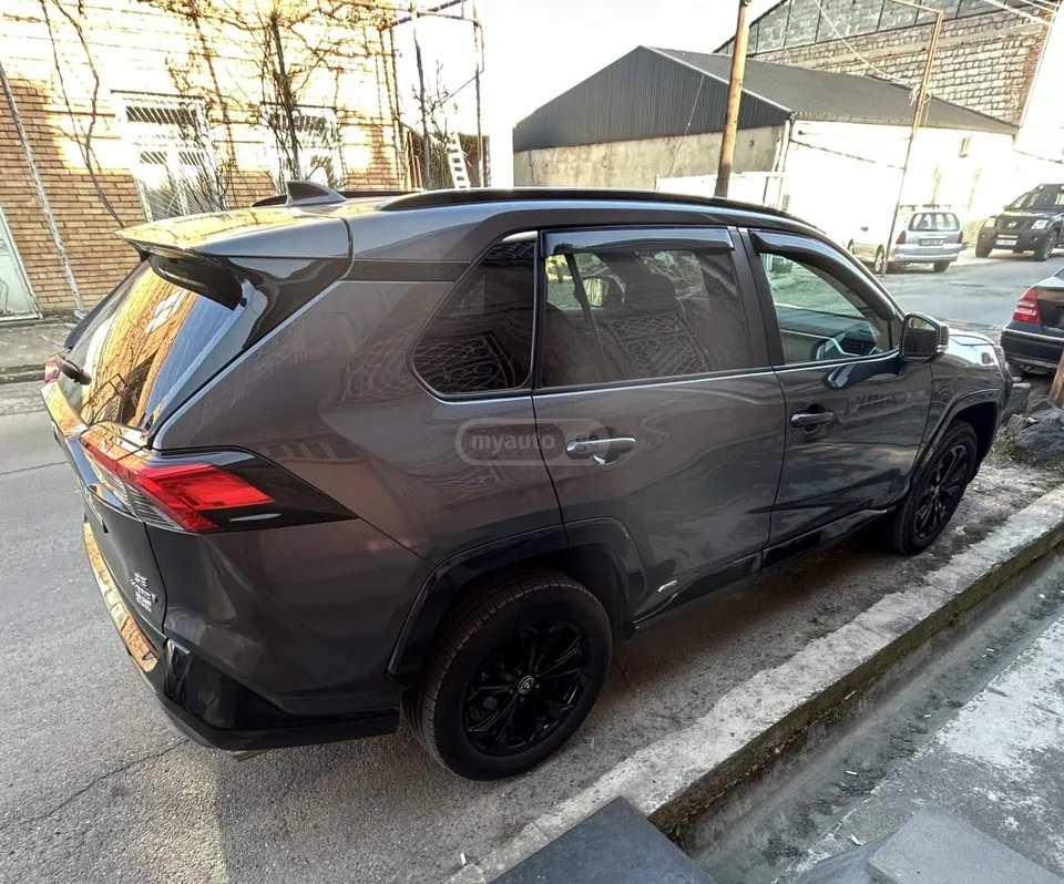 Toyota RAV 4 SE 4dr All-Wheel Drive CVT 2022 — миниатюра 4