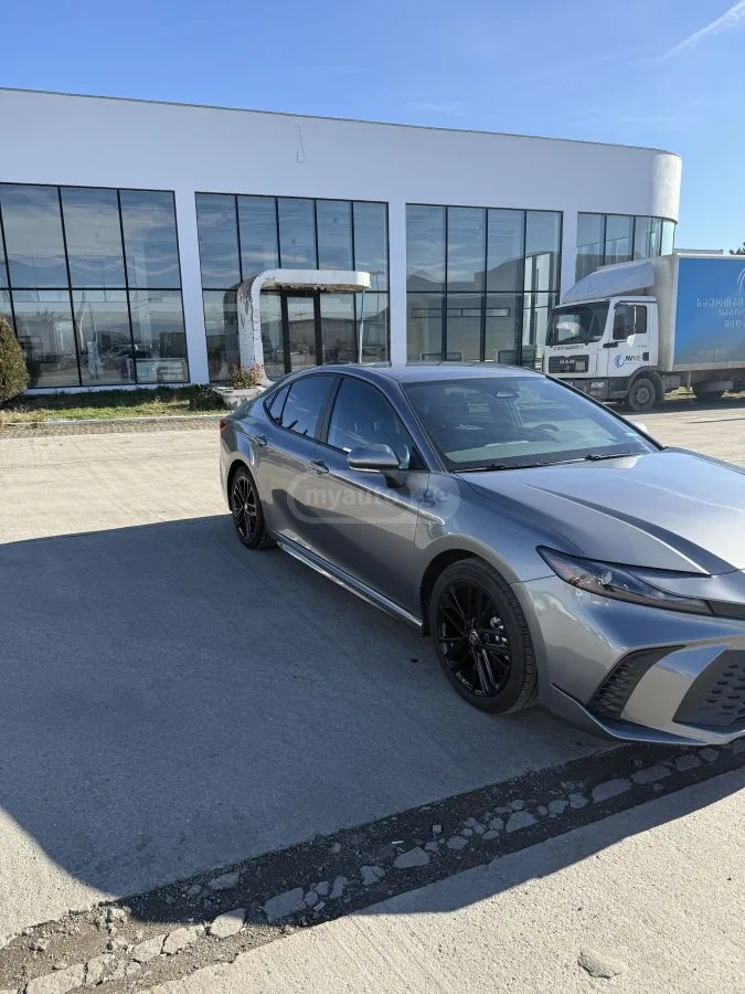 Toyota Camry Se 2024 — миниатюра 4
