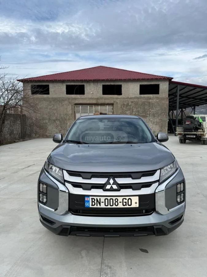 Mitsubishi Outlander Sport S 2024 — фото 1, купить с доставкой в Москву