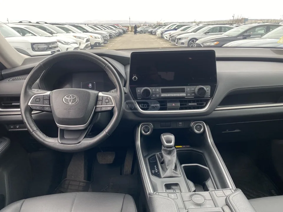 Toyota Grand Highlander xle 2023 — миниатюра 3
