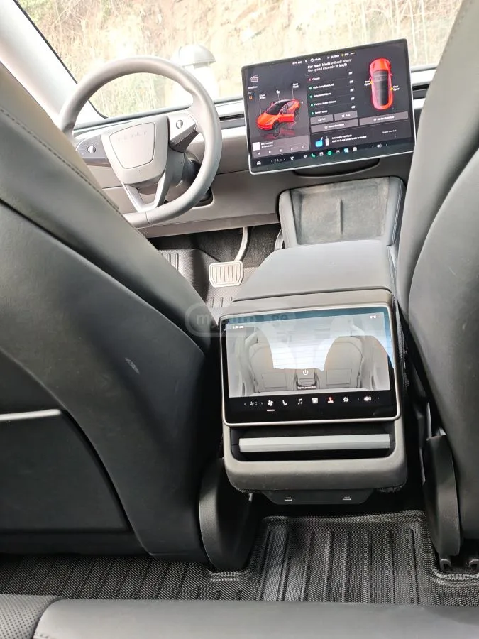 Tesla Model 3 Long Range 2025 — миниатюра 3
