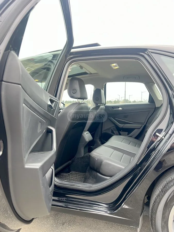 Volkswagen Jetta Se 2023 — миниатюра 4