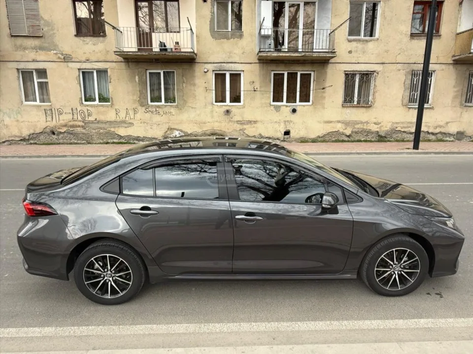 Toyota Corolla 2024 — миниатюра 3