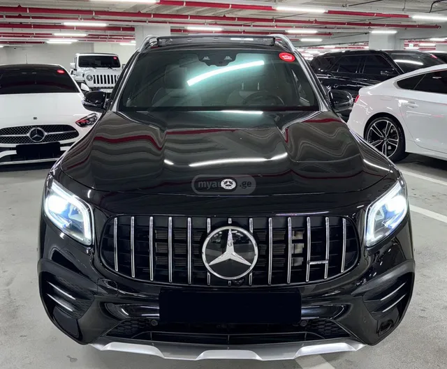 Mercedes-Benz GLB 35 AMG