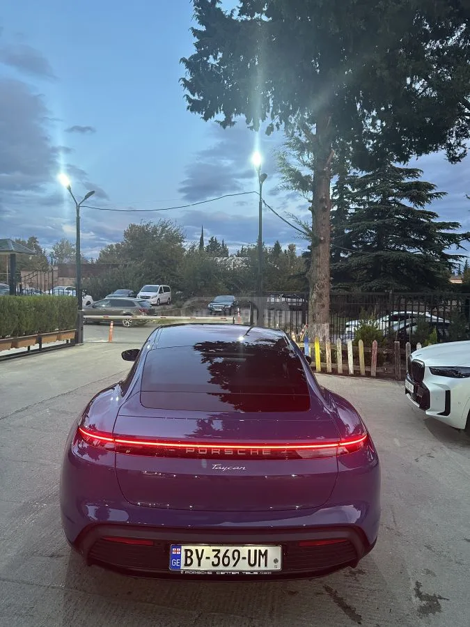 Porsche Taycan 4 S 2025 — миниатюра 2
