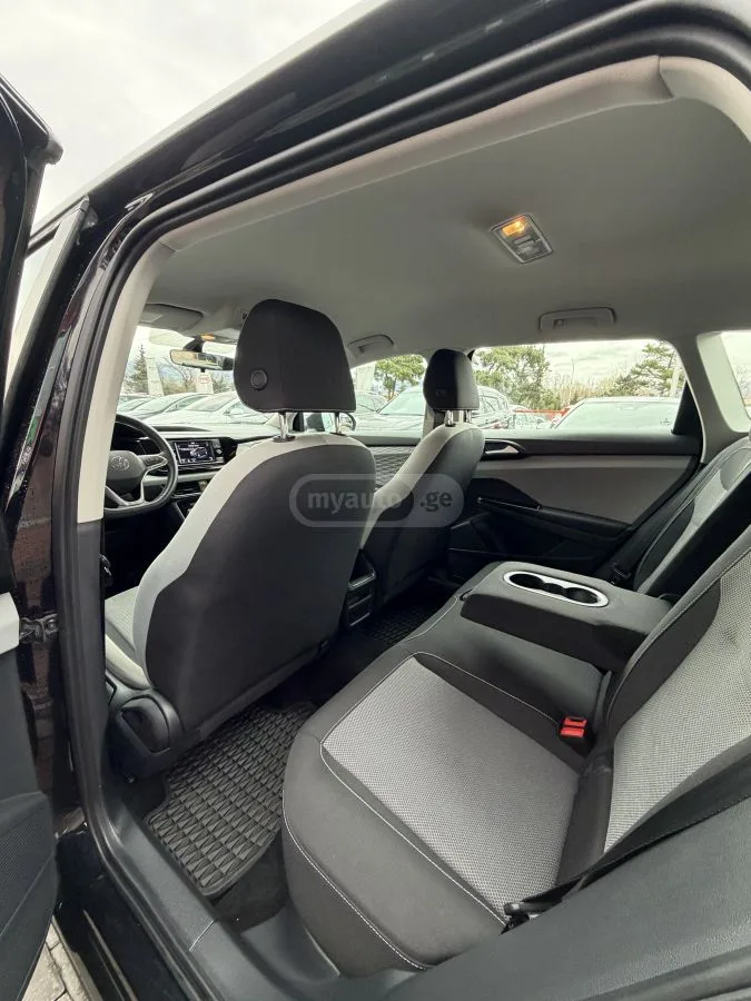 Volkswagen Taos 2023 — миниатюра 3