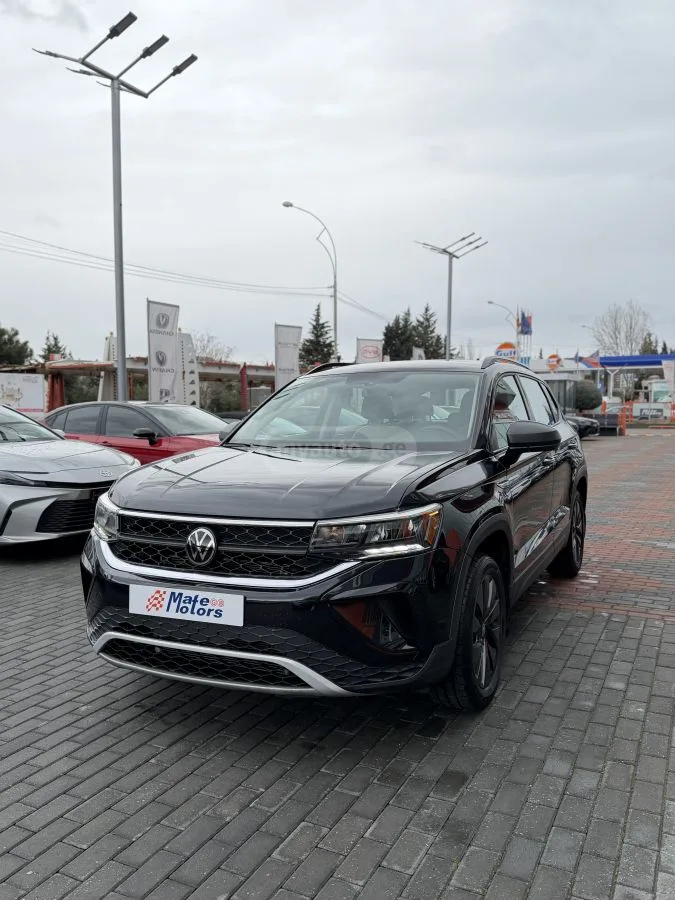 Volkswagen Taos 2023 — фото 1, купить с доставкой в Москву