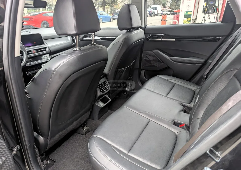 Kia Seltos SX Turbo 2024 — миниатюра 4