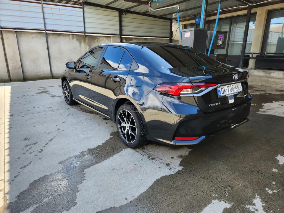 Toyota Corolla 2025 — миниатюра 3