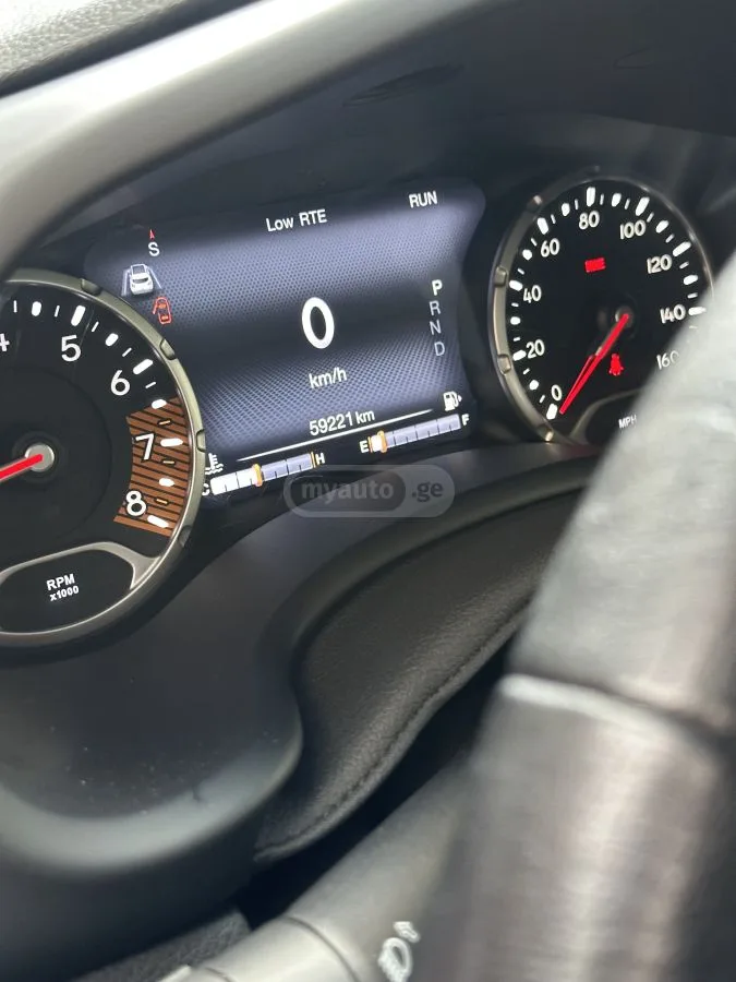Jeep Renegade Trailhawk 4dr 4x4 Automatic 2022 — миниатюра 5