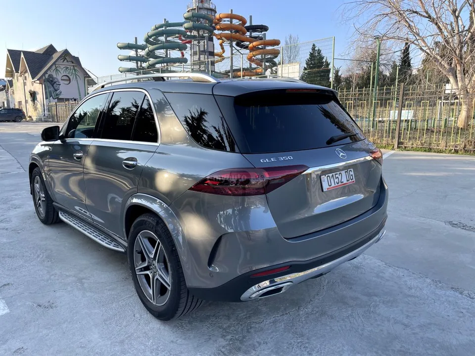 Mercedes-Benz GLE 350 /// AMG Line 2024 — миниатюра 3
