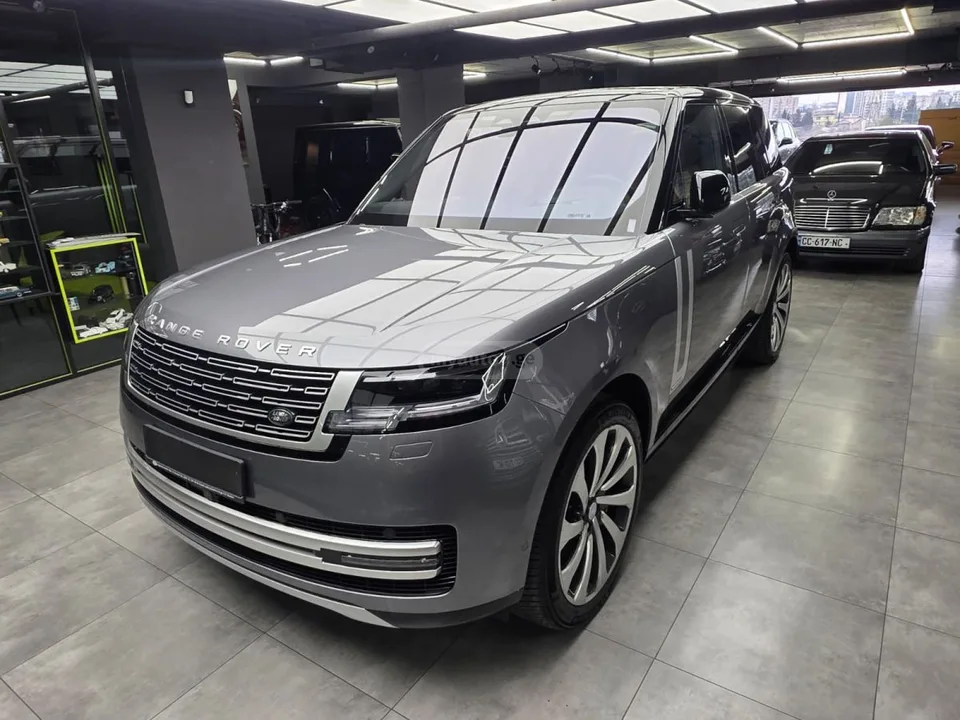 Land Rover Range Rover Autobiography 4dr All-Wheel Dr 2022 — фото 1, купить с доставкой в Москву