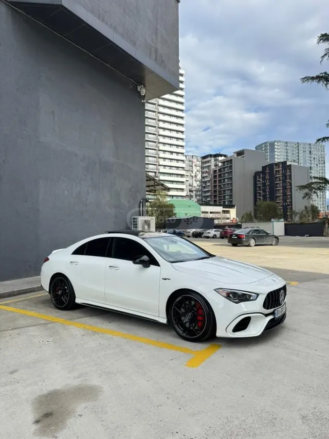 Mercedes-Benz CLA 45 AMG