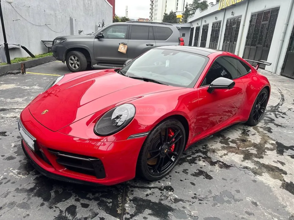 Porsche 911 2024 — миниатюра 2