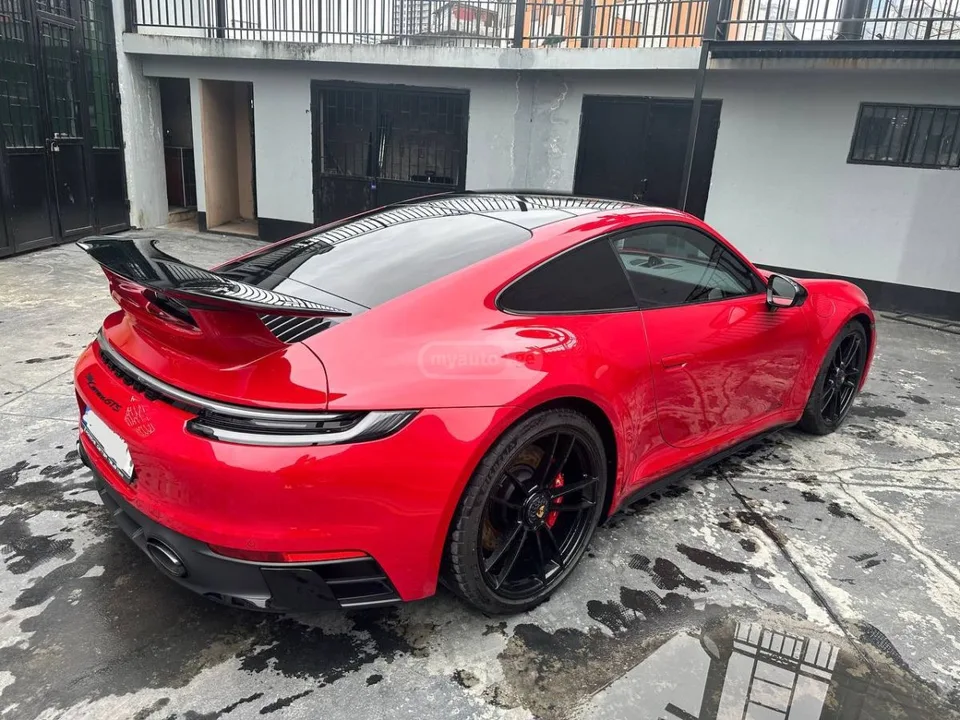 Porsche 911 2024 — миниатюра 5