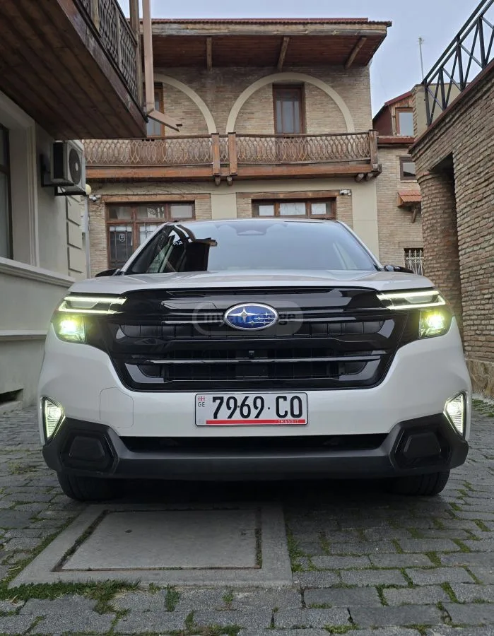 Subaru Forester 2026 — фото 1, купить с доставкой в Москву