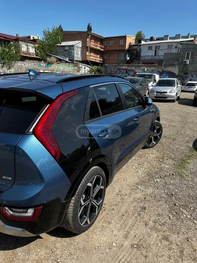 Kia Niro 2023 — миниатюра 5