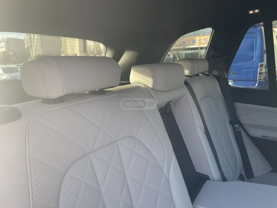 BMW X5 xDrive40i 4dr All-Wheel Drive 2023 — миниатюра 4