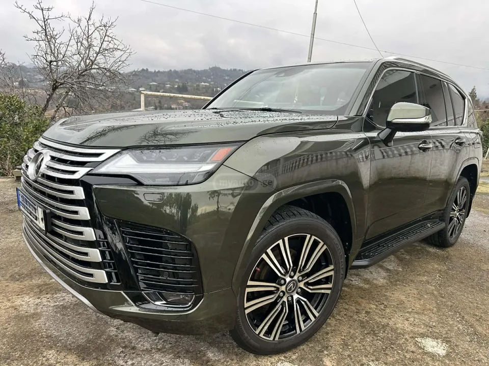 Lexus LX 500 2022 — миниатюра 2