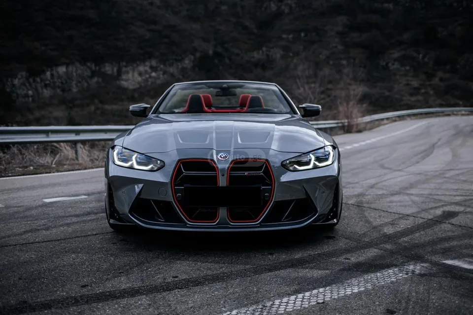 BMW M4 Competition 2dr Rear-Wheel Dri 2023 — миниатюра 2