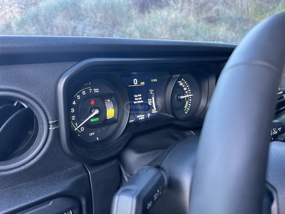 Jeep Wrangler 2024 — миниатюра 3