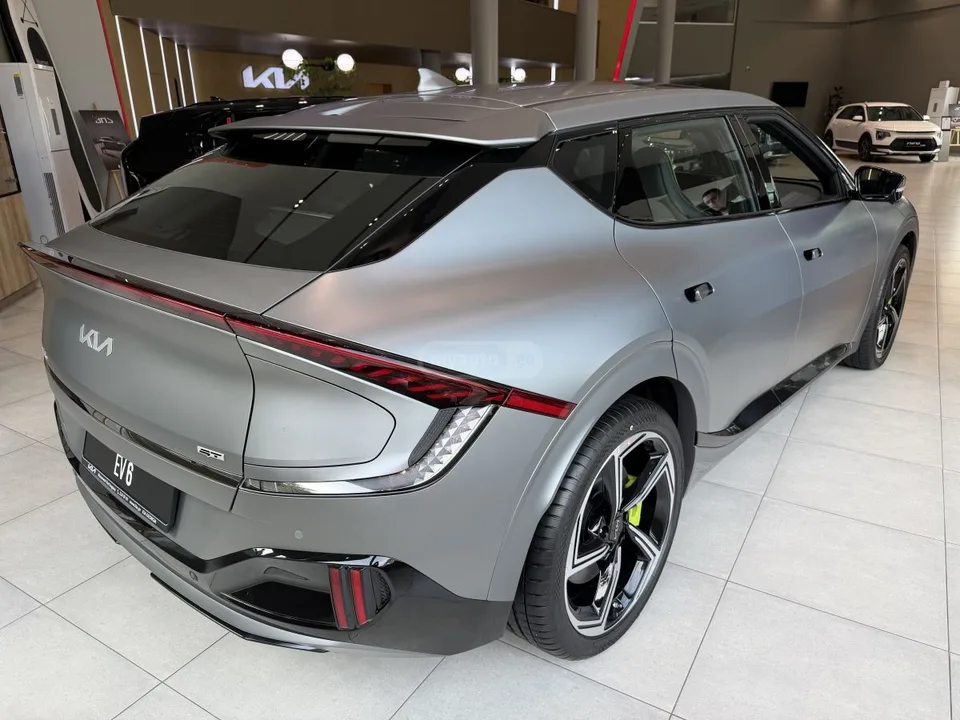 Kia EV6 GT 2024 — миниатюра 4