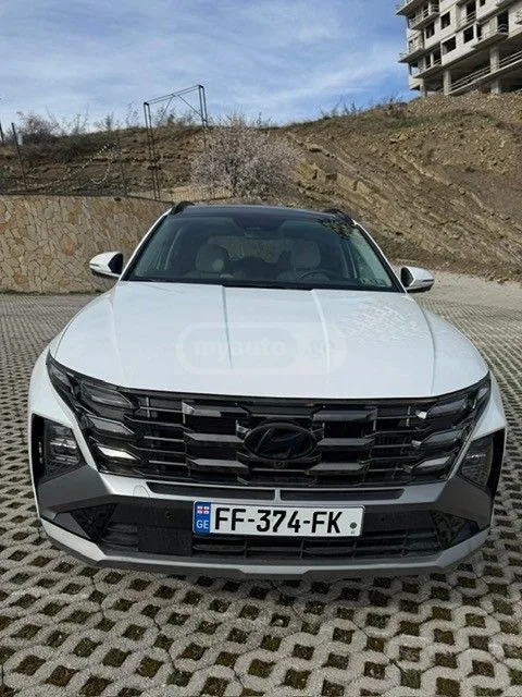 Hyundai Tucson limited hybrid 2025 — фото 1, купить с доставкой в Москву