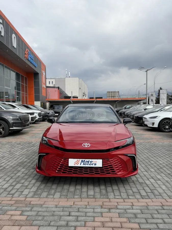 Toyota Camry 2024 — миниатюра 2