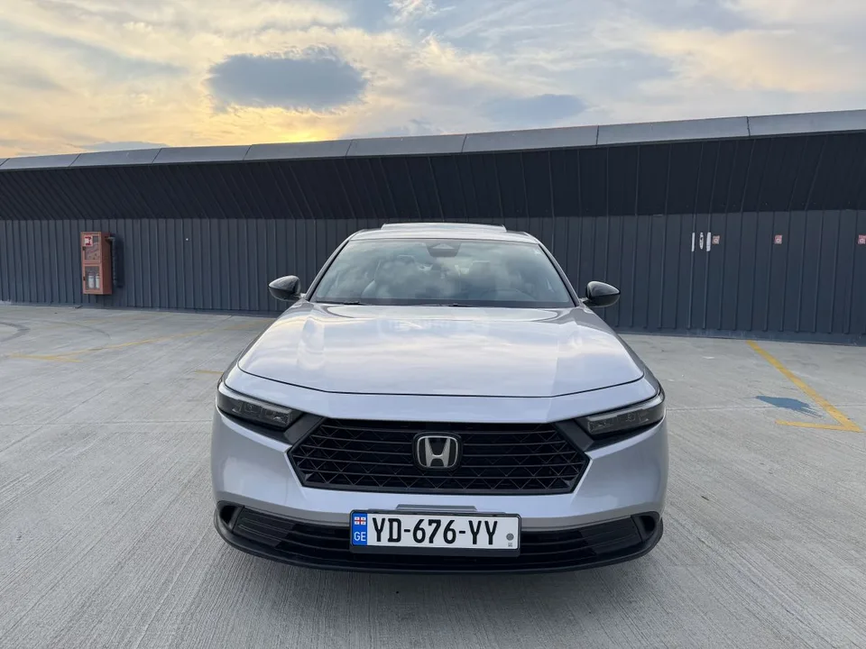 Honda Accord Sport w/o BSI 4dr Sedan CVT 2023 — миниатюра 2