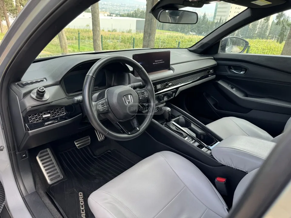 Honda Accord Sport w/o BSI 4dr Sedan CVT 2023 — миниатюра 4