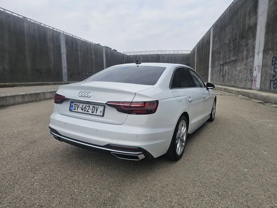 Audi A4 2023 — миниатюра 5