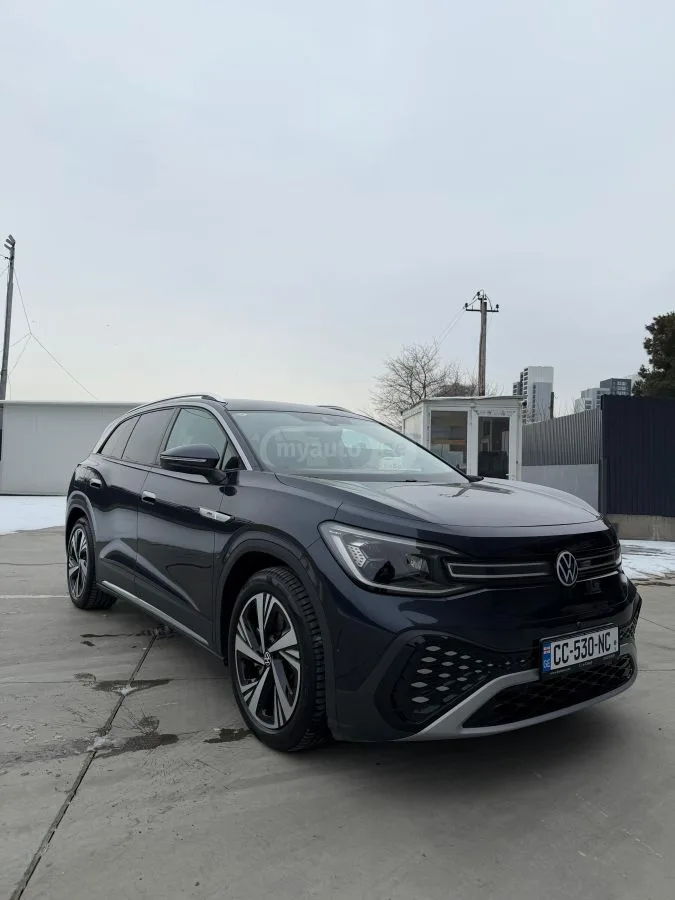 Volkswagen ID 6 PRO S 2022 — фото 1, купить с доставкой в Москву
