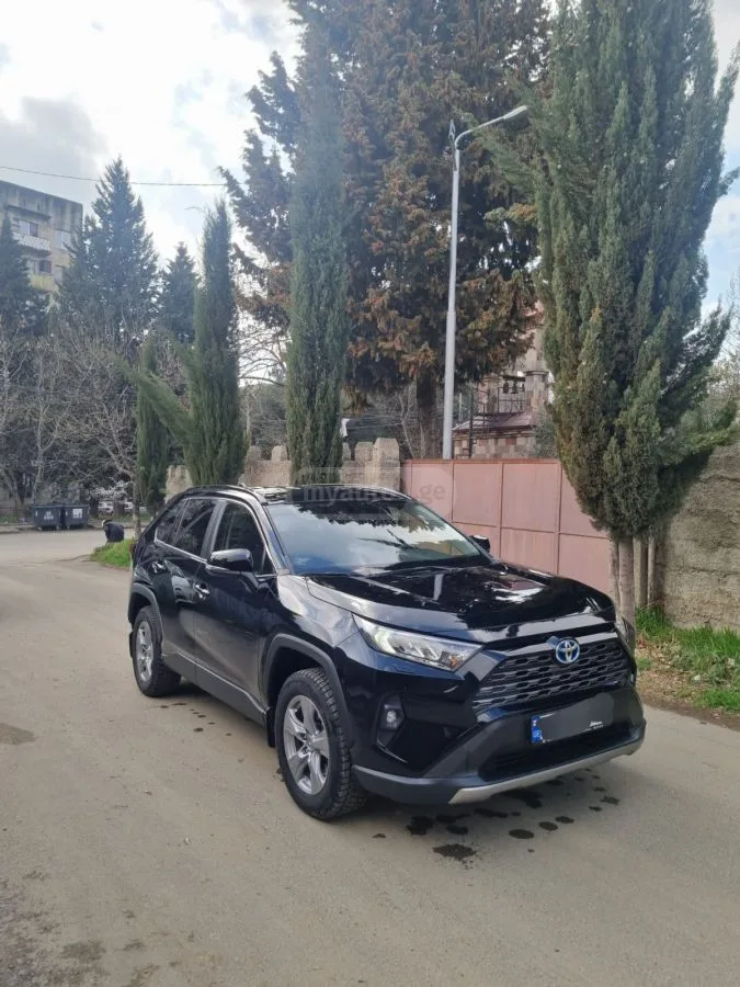 Toyota RAV4 2024 — миниатюра 2