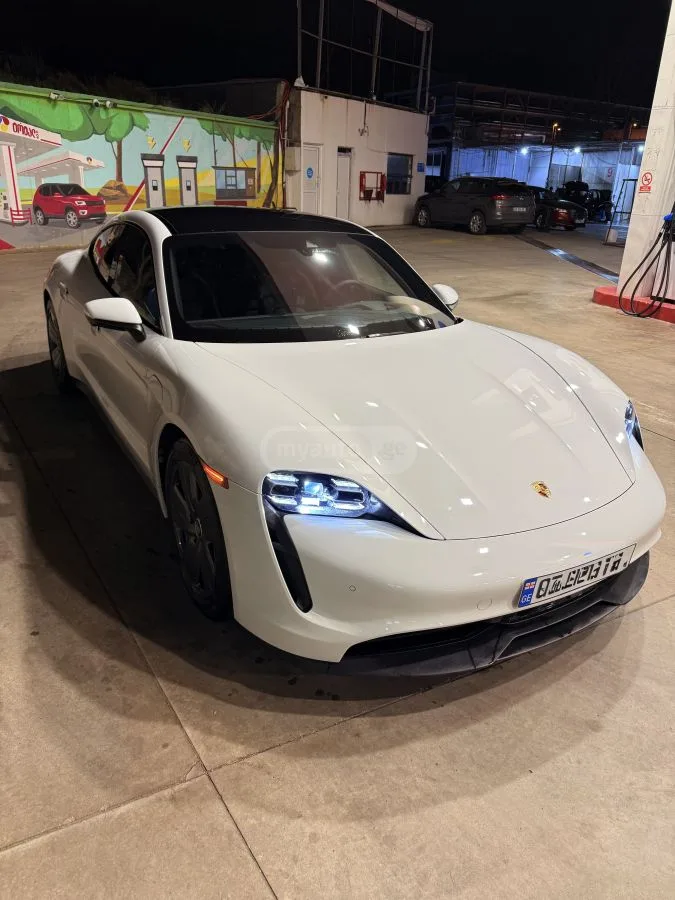 Porsche Taycan 4 S Long Range 2022 — миниатюра 3