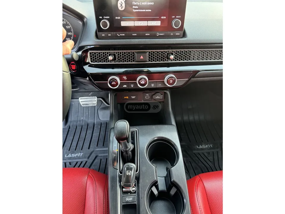 Honda Civic Sport 4dr Sedan CVT 2022 — миниатюра 5