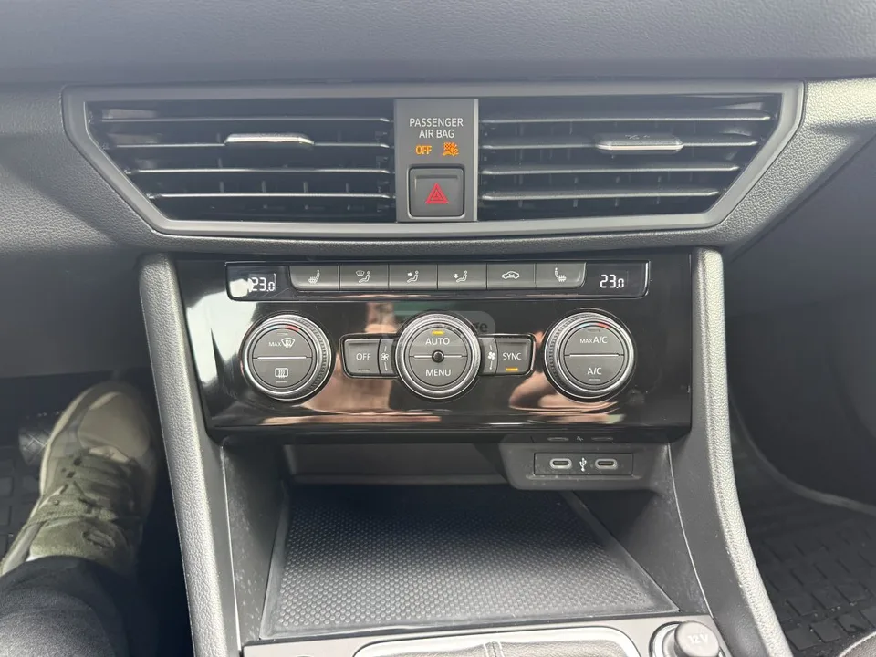 Volkswagen Jetta 2024 — миниатюра 5