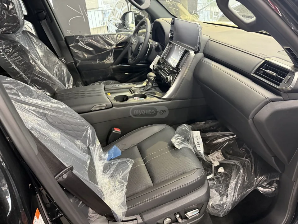 Lexus LX 500 2026 — миниатюра 4
