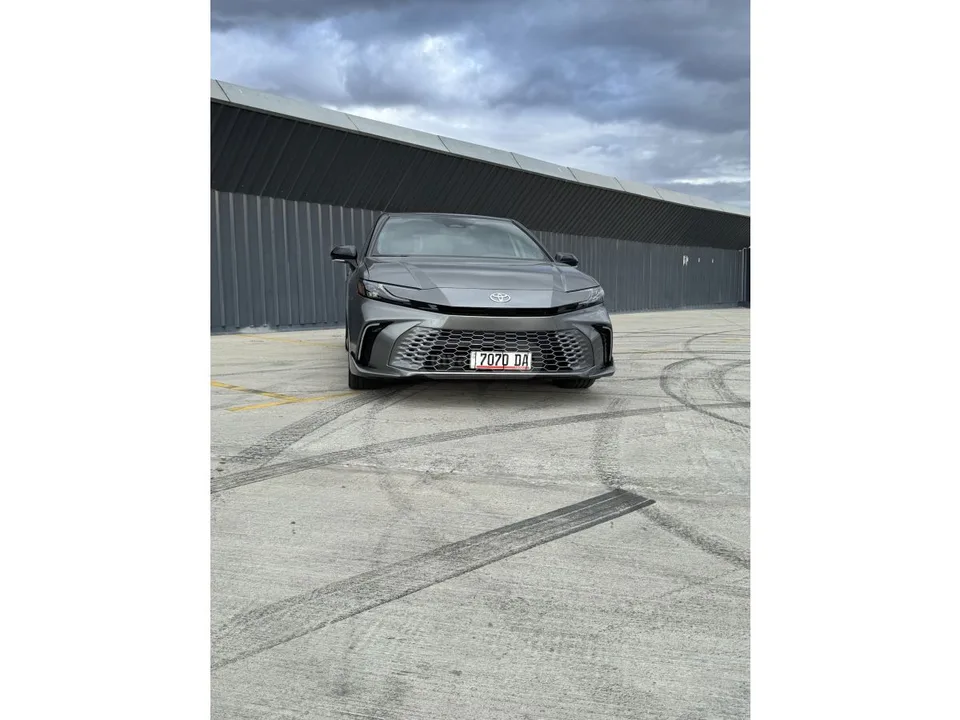 Toyota Camry Xse 2025 — фото 1, купить с доставкой в Москву