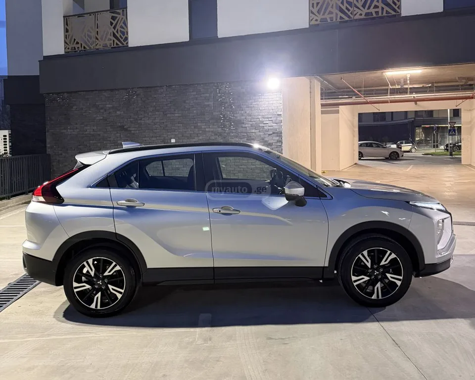 Mitsubishi Eclipse Cross 2025 — миниатюра 2
